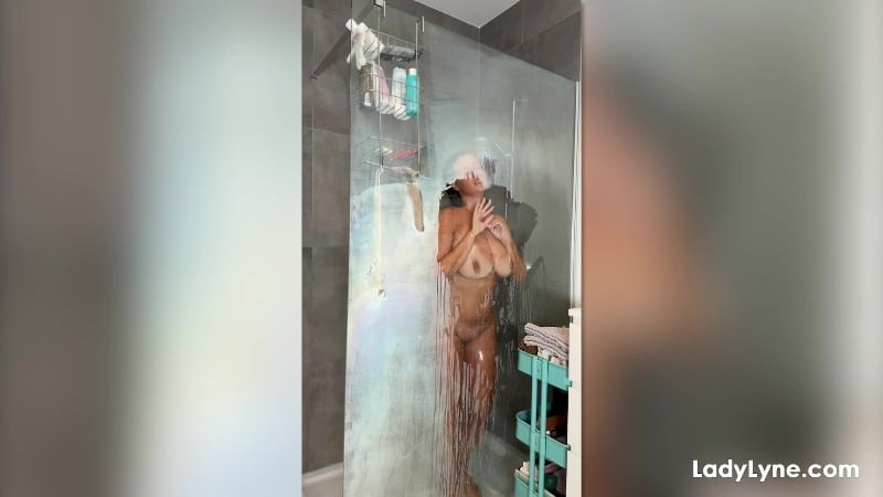 LadyLyne 25/11/13 Join My Morning Shower Routine FullHD 4