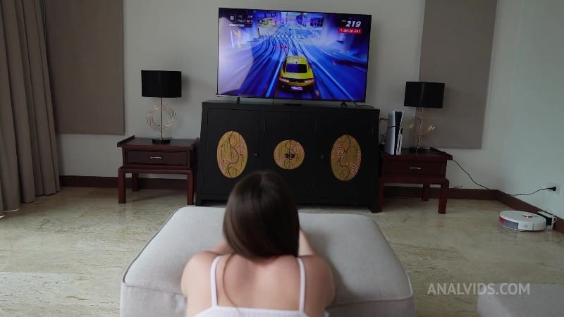 LegalPorno 25/07/22 Valeria Sladkih FullHD MP4-P2P 3