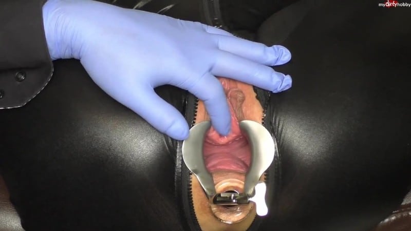 MACHINE-BITCH - Mein 1 mal Dilator Behandlung 3