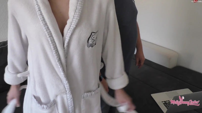 MellyBunnyLuder - Yvonnes Verlobten krass weggefickt 1