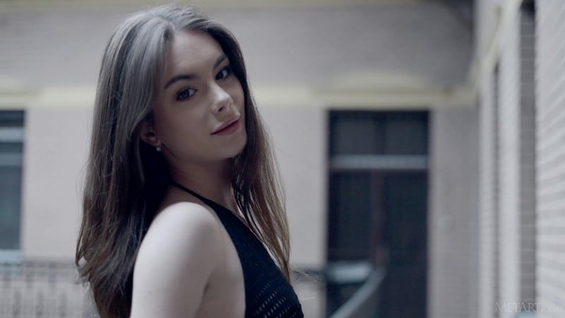 MetArt 25/11/23 Liz Ocean Poised Grace 2 4k 10