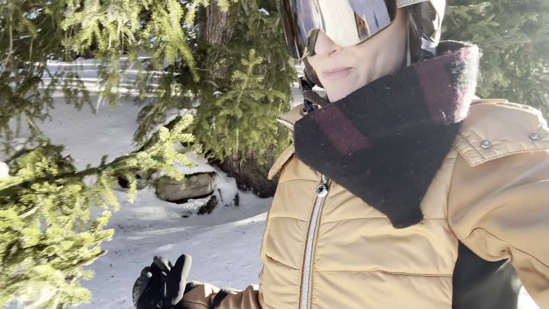 MissDaisyDiamond Ride Up the Mountains with me Ski Vlog 2 3