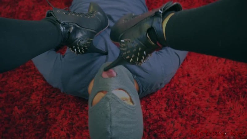 Mistress Kym Red Carpet 2