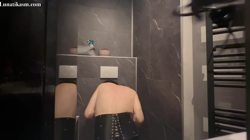 Mistress Lunatika - Disgusting Pig 2