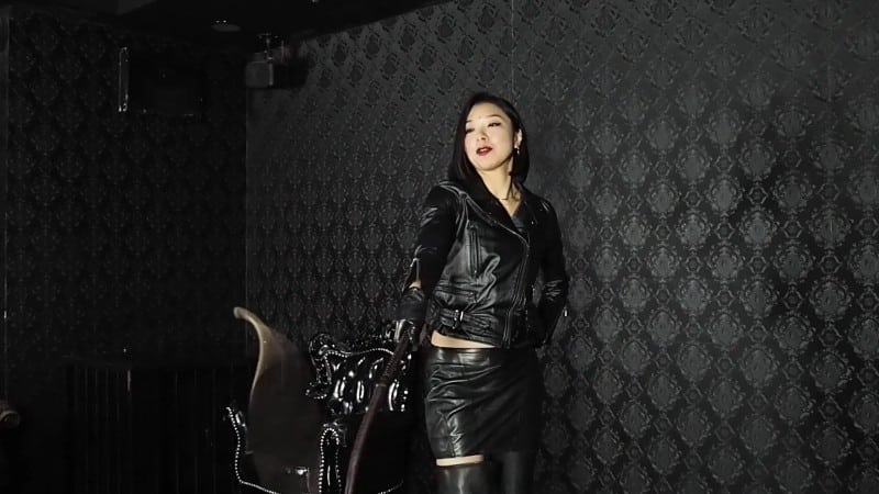 Mistress Ruiko - Whipping Target Game Mistress Only View 2