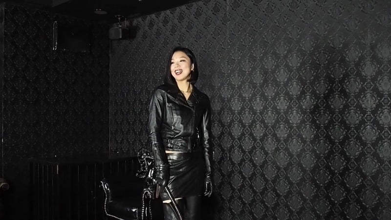 Mistress Ruiko - Whipping Target Game Mistress Only View 3