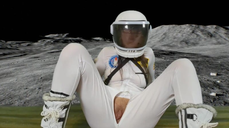 Morgana Laveau Alien stops my air supply 5