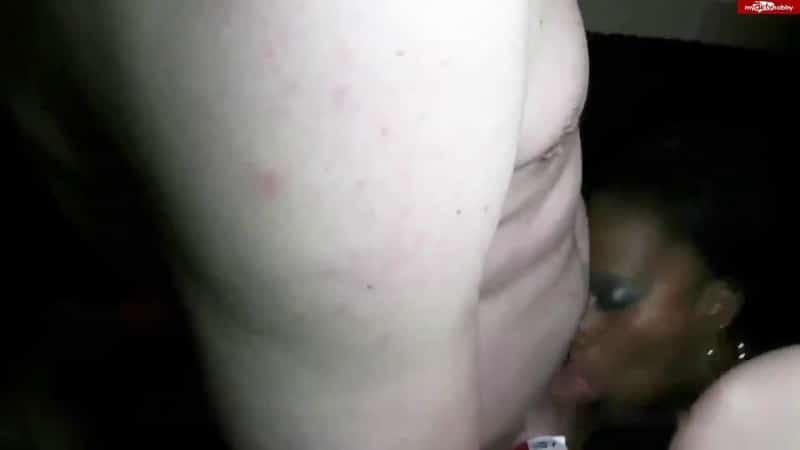 RosellaExtrem - Black and White Pussy vollgeschleimt 3