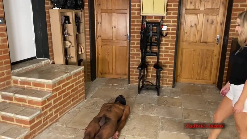 Sadistic Queens - Squishysax - Extreme Ball Stomping Compilation 5