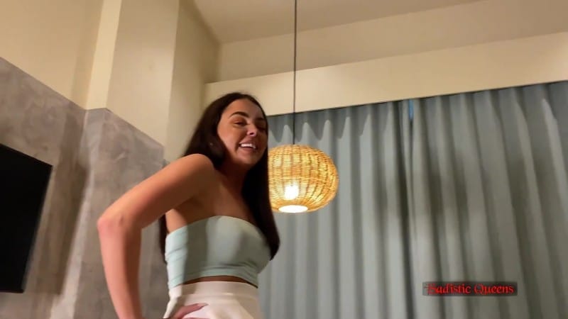 Sadistic Queens - Squishysax - Louise - I Love Busting Your Fucking Balls 2