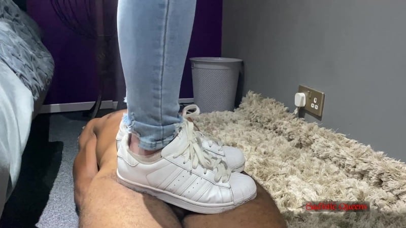 Sadistic Queens - Squishysax - Mistress Kirsty - 1st Time Squish 1