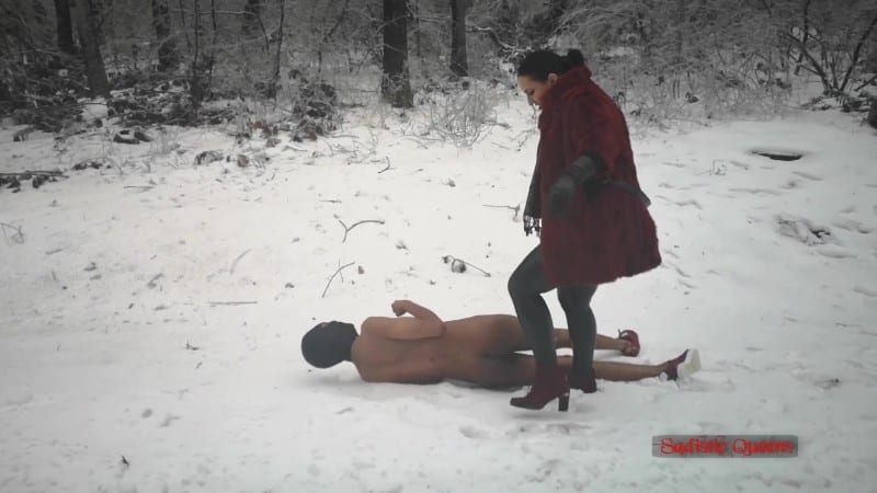 Sadistic Queens - Squishysax - Mistress Luna - Beaten In The Freezing Snow 23