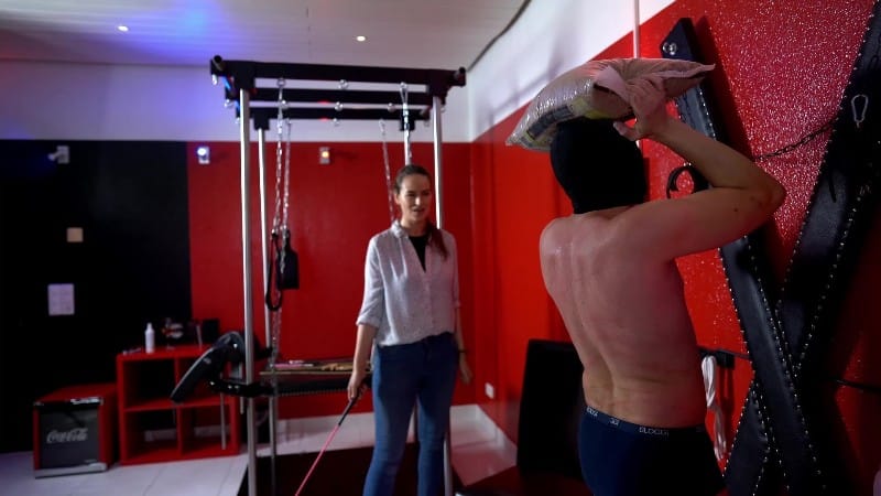 Sado-Ladies - Lady Iveta - Sandbag Training 5