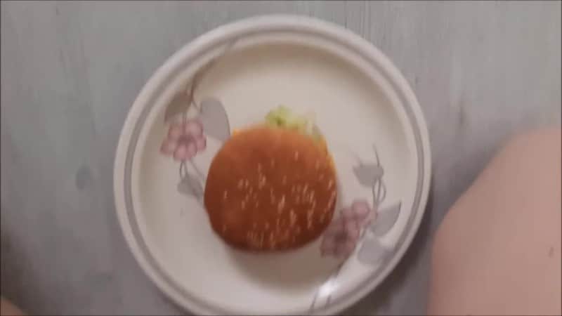 Sally Secret - Mein Leckerer Saftiger Pipi burger 4