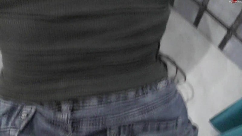 Sarahlicious - Public Creampie Sex - Shoppen macht Schwanzgeil 3