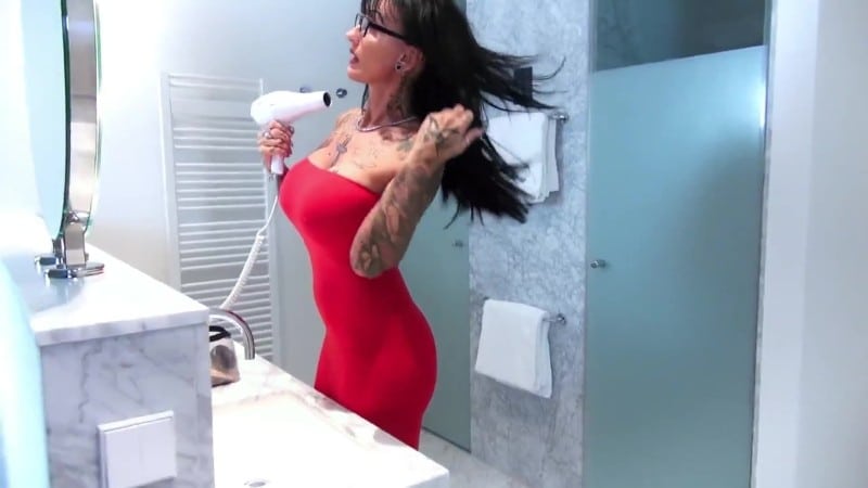 Sari-Sander - Sari is back 11