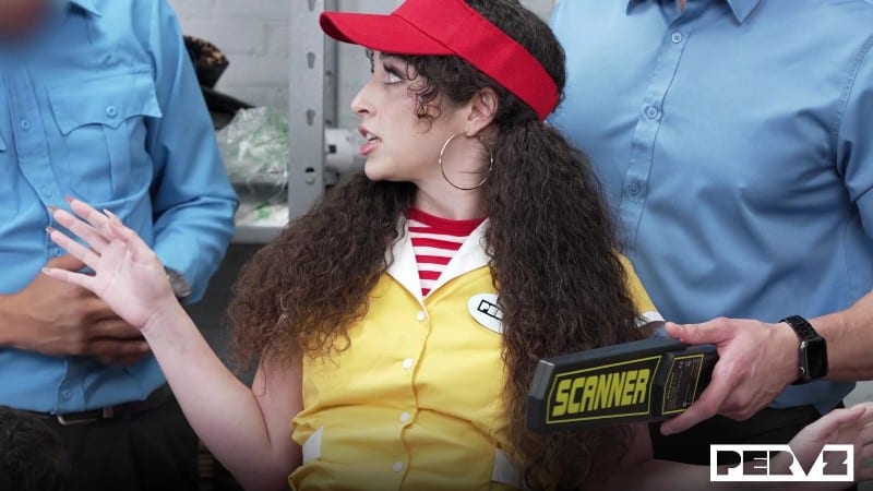 [Shoplyfter | TeamSkeet] 25/11/15 Pixie Smalls - Case No. 8004552 - Four Big Cocks for One Little Thief FullHD 1