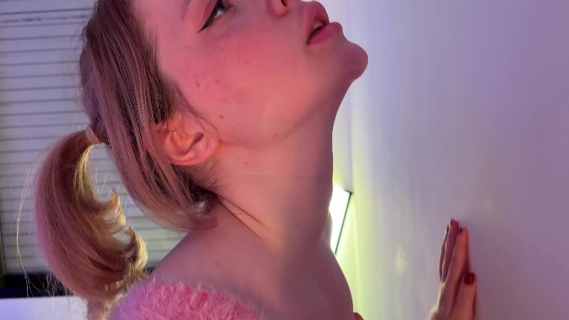 SpaceFacesitting - Step-sis Teaches Shy Stepbro Facesitting Handjob and Cumshot 2