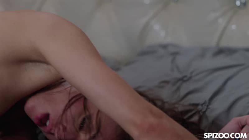 Spizoo 25/11/05 Gia Derza Spoiled Brunette Gets Railed By The Pool Boy FullHD MP4-P2P 2