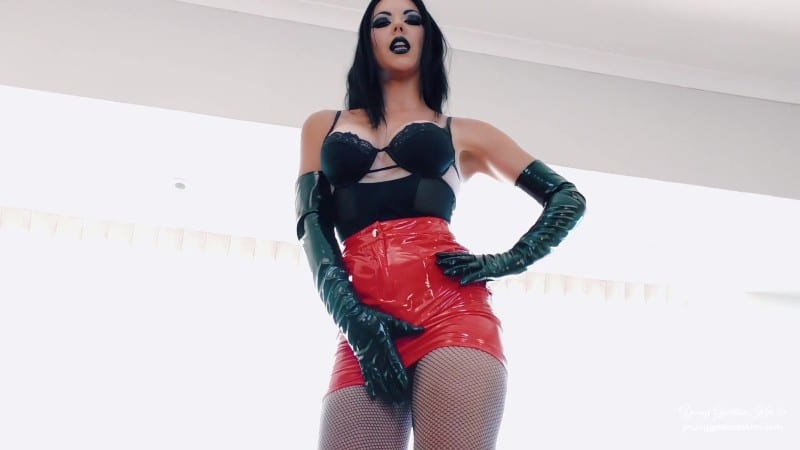 Young Goddess Kim - Obedience Training - T and D 2