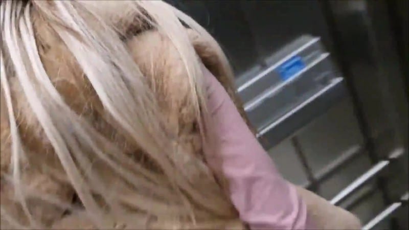 b b shorty - Heimlich im oeffentlichen Aufzug 2