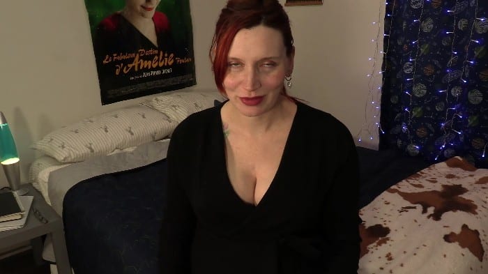 [ManyVids] Bettie Bondage - Aunt Bettie Saw Your Porn [2160p] 2