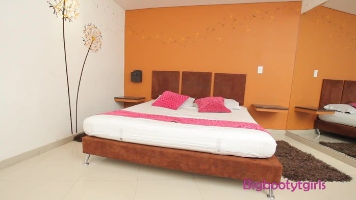 [BigBootyTGirls] Kimberly Ebano- Big Booty Kimberly 2025 [720p] 7