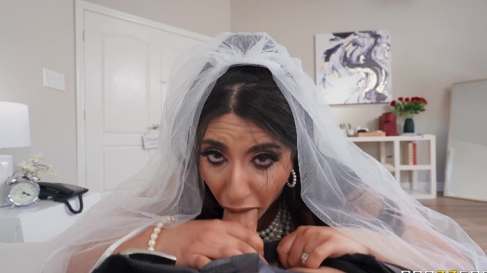 [Brazzers] Anal Doesn't Count - Sarah Arabic - 2025-11-02 - 2160p 11