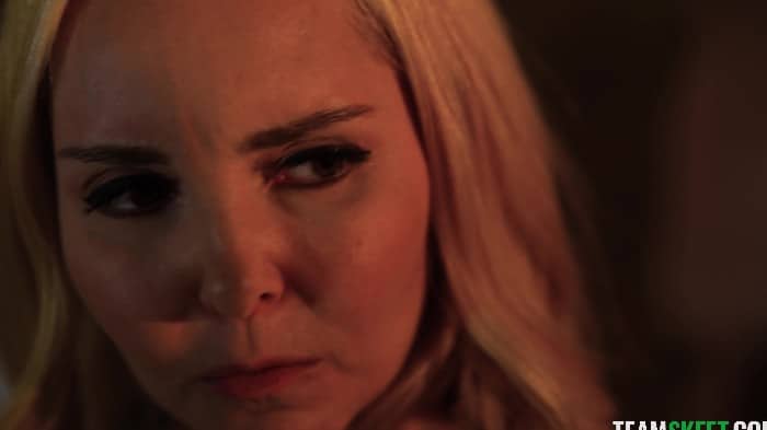 Anna Claire Clouds H265 2