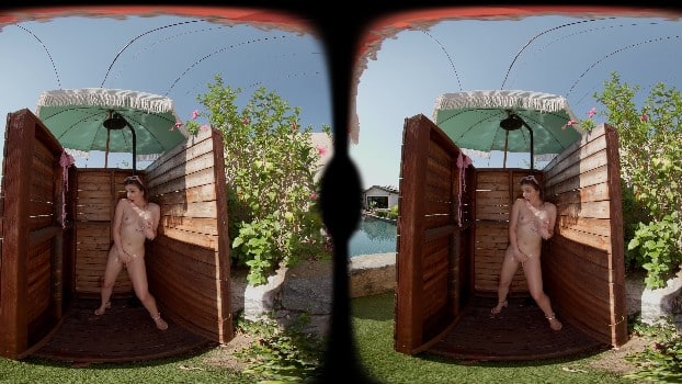 [Dezyred.Com] Leana Lovings - Family Secrets: Cancun (naked Heat) (8192x4096p / 8k) 2