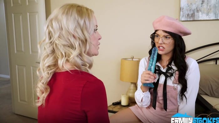 [Family Strokes] Carina Blair & Khloe Love - They Taught Me How To Use Dildos, And More. (khloe Love Debut) (2025-11-28) [1080p] [H.265] 17
