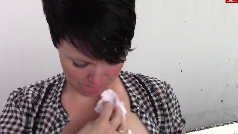 geil-poppen - Cumshot in der Waschbox 5