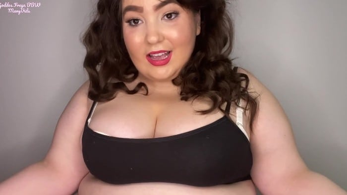 [Manyvids] Goddessfreyabbw - Big Belly Relaxation And Jiggle 4