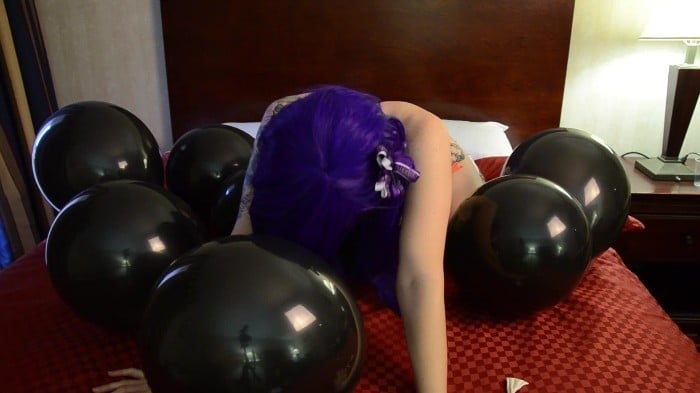 [ManyVids] Bettie Bondage - Balloon Virgin - My First Balloon Clip (1080p) 2