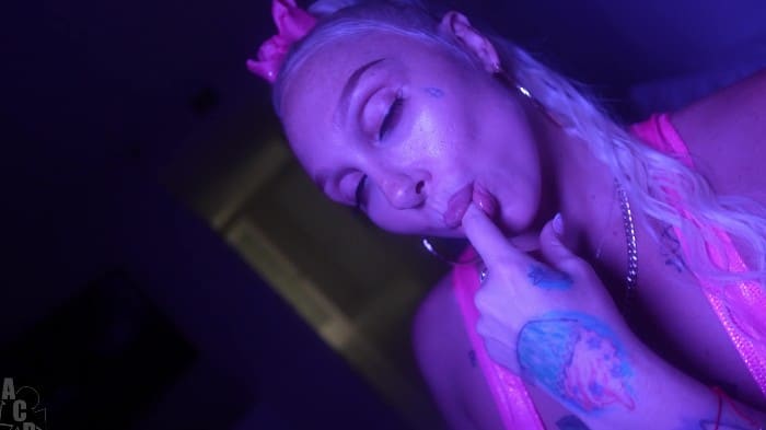 [ManyVids] Alexis Andrews - Gibbana Pt. 4 "penthouse Pleasures" 2025 [2160p] 1