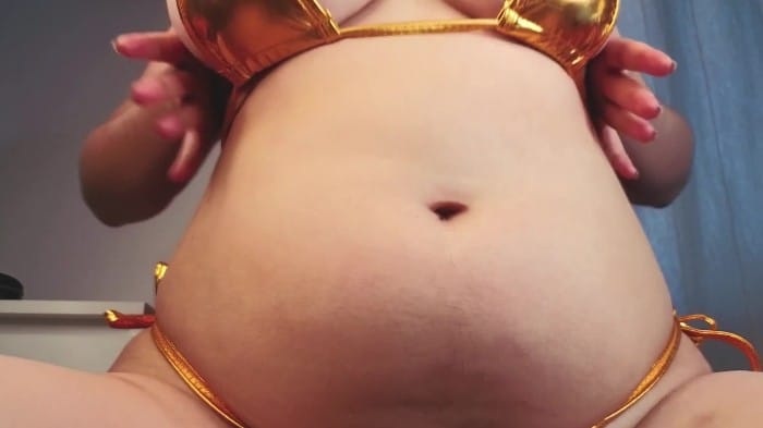 [Manyvids] Moongirlnina - Huge Boobs Big Belly 4