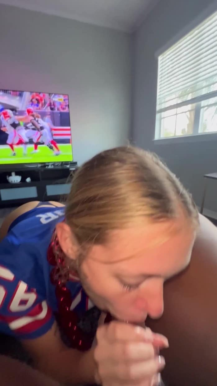 [Onlyfans] Badbarbiepriv (6 Videos) 2