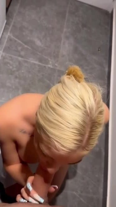 [onlyfans] La Vidaa Locaaa - Hotel Sex 1