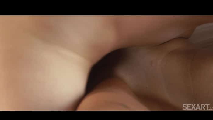 [SexArt] Asandra Dewy Hand To Hand [2160p] 26-11-2025 5