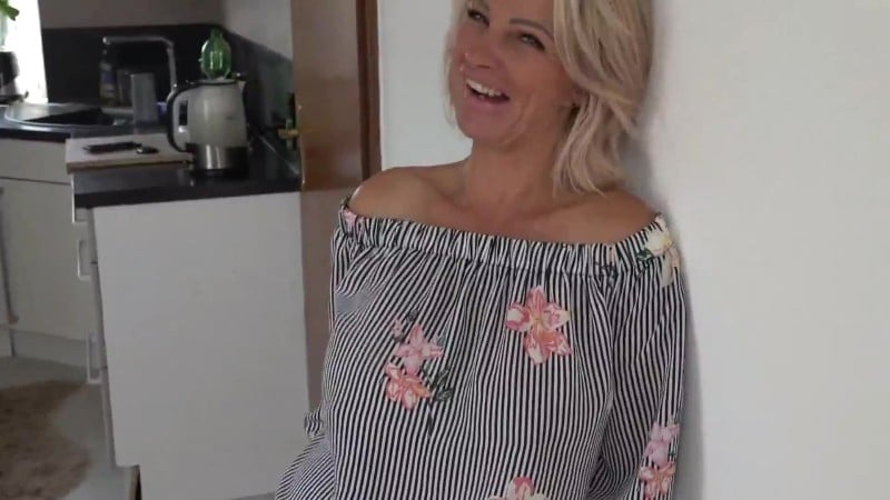 sweetpinkpussy - Creampie - Dreister Typ von der Hausbesichtigung 1