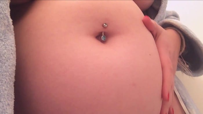 [Manyvids] Swollenbellygirl - 6 Farting Compilation 3