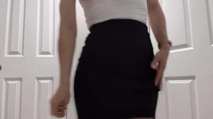 [clips4sale.Com] 18 Year Old Jenna's Hot Clips - 18-Year-Old Arrogant Brat Humiliation Joi Breath Play 2