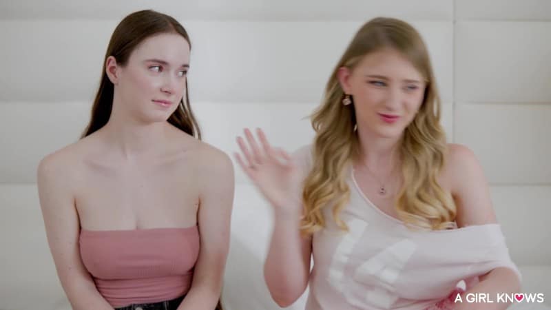 AGirlKnows 25/12/18 Hazel Moore And Melody Marks FullHD 3