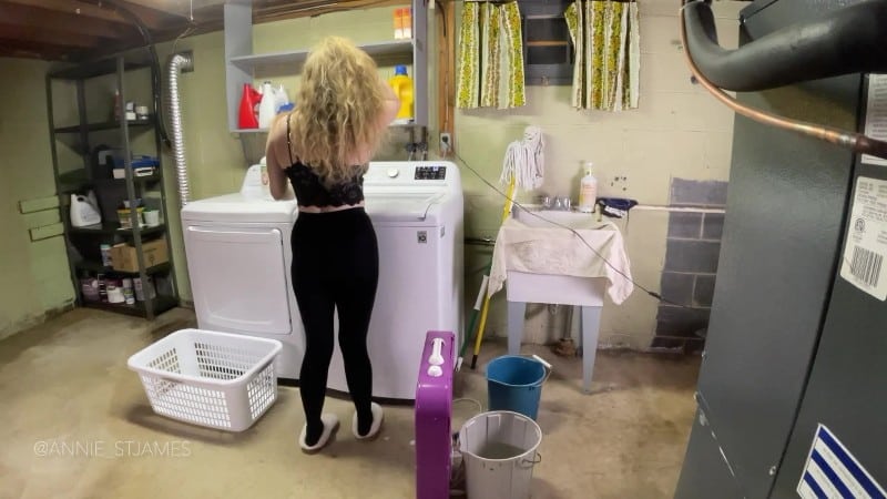 Anniest James - no love sweeter than mommys 1 mommys horny little voyeur 1