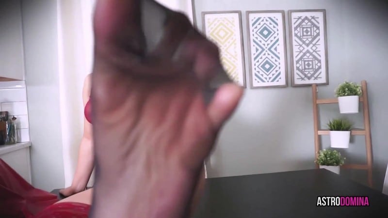 AstroDomina - SECRETARY STOCKINGS STRIP - Instructions 3