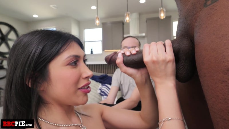 BBCPie 25/12/27 Penelope Woods Better Than My Boyfriend 4k 2