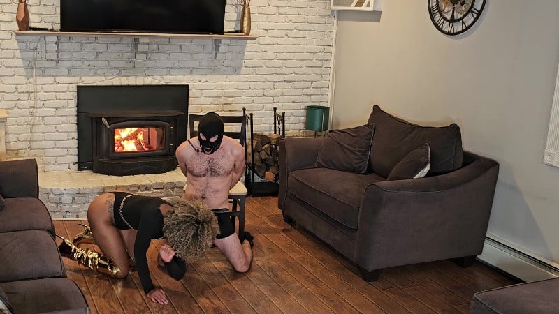 Ballbusting Bianca - Dominabianca - 100 Hits Of Pleasure Episode 4 Golden Boots Of Destruction 5