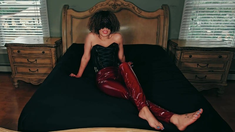 Ballbusting Bianca - Dominabianca - Blackmail Fantasy Domina Bianca 5