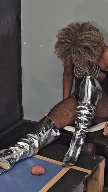 Ballbusting Bianca - Dominabianca - Diy Domination My First Trample Board Ballbusting 4