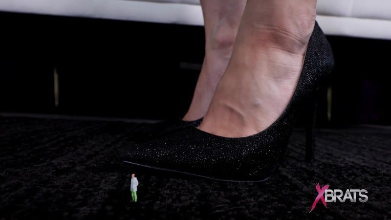 Bratty Foot Girls - Natasha Ty - My Date SHRUNK 8